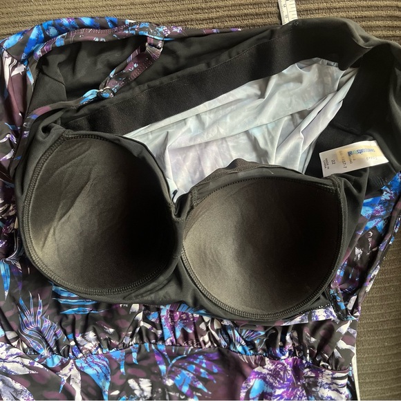 Tankini Top - Picture 8 of 9